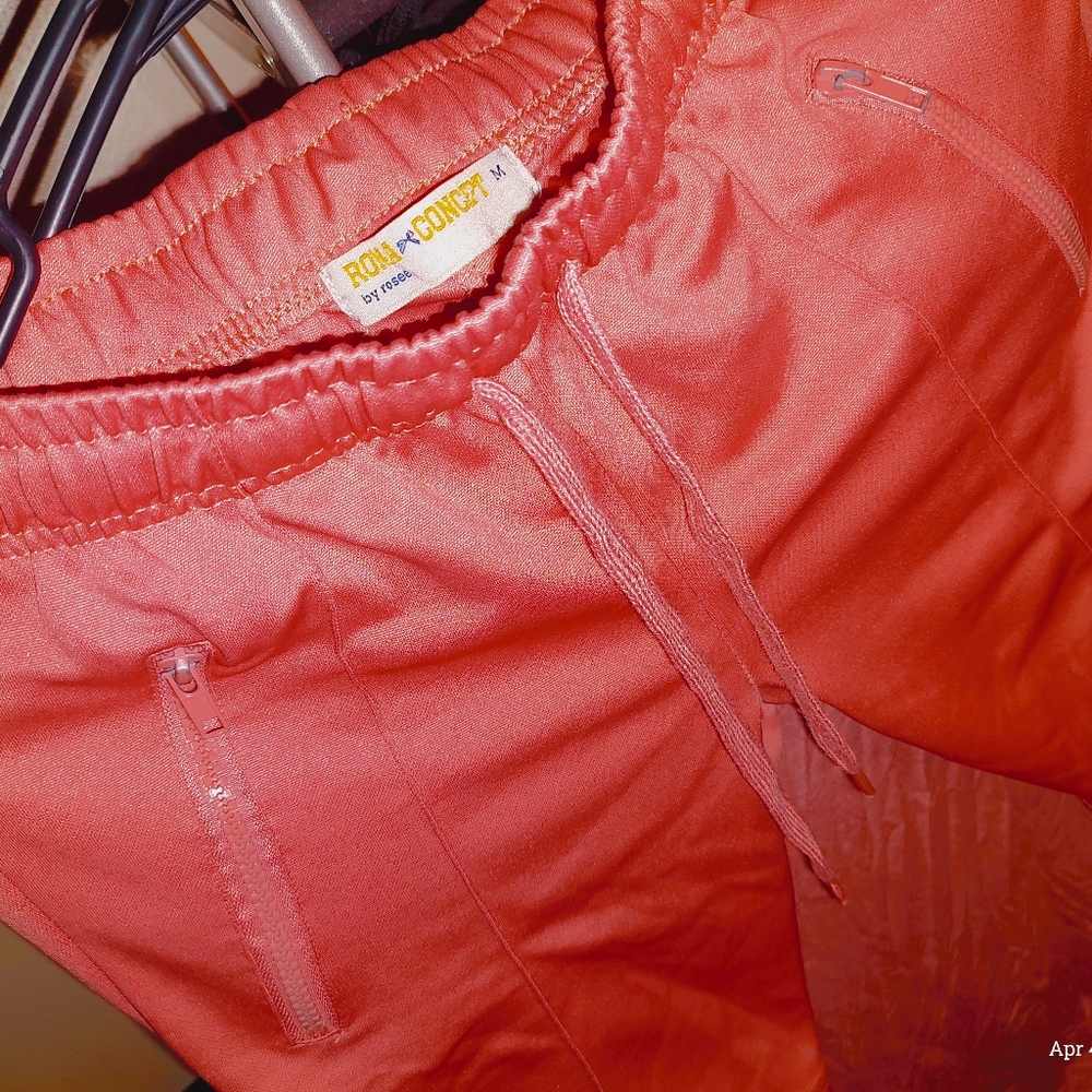 Woman's size M biker shorts style length